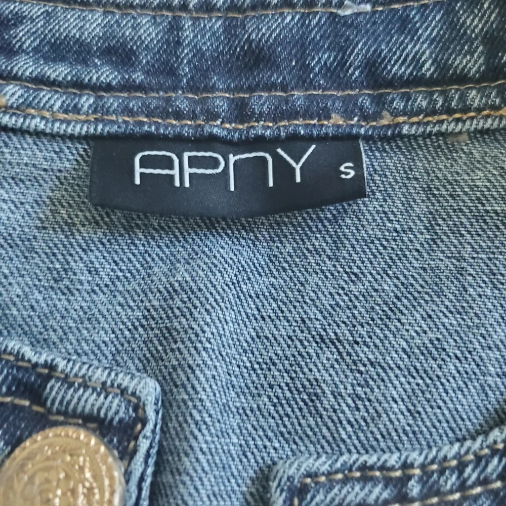 APNY Collarless Denim Jacket with Gold Buttons SZ Small - Picture 4 of 5